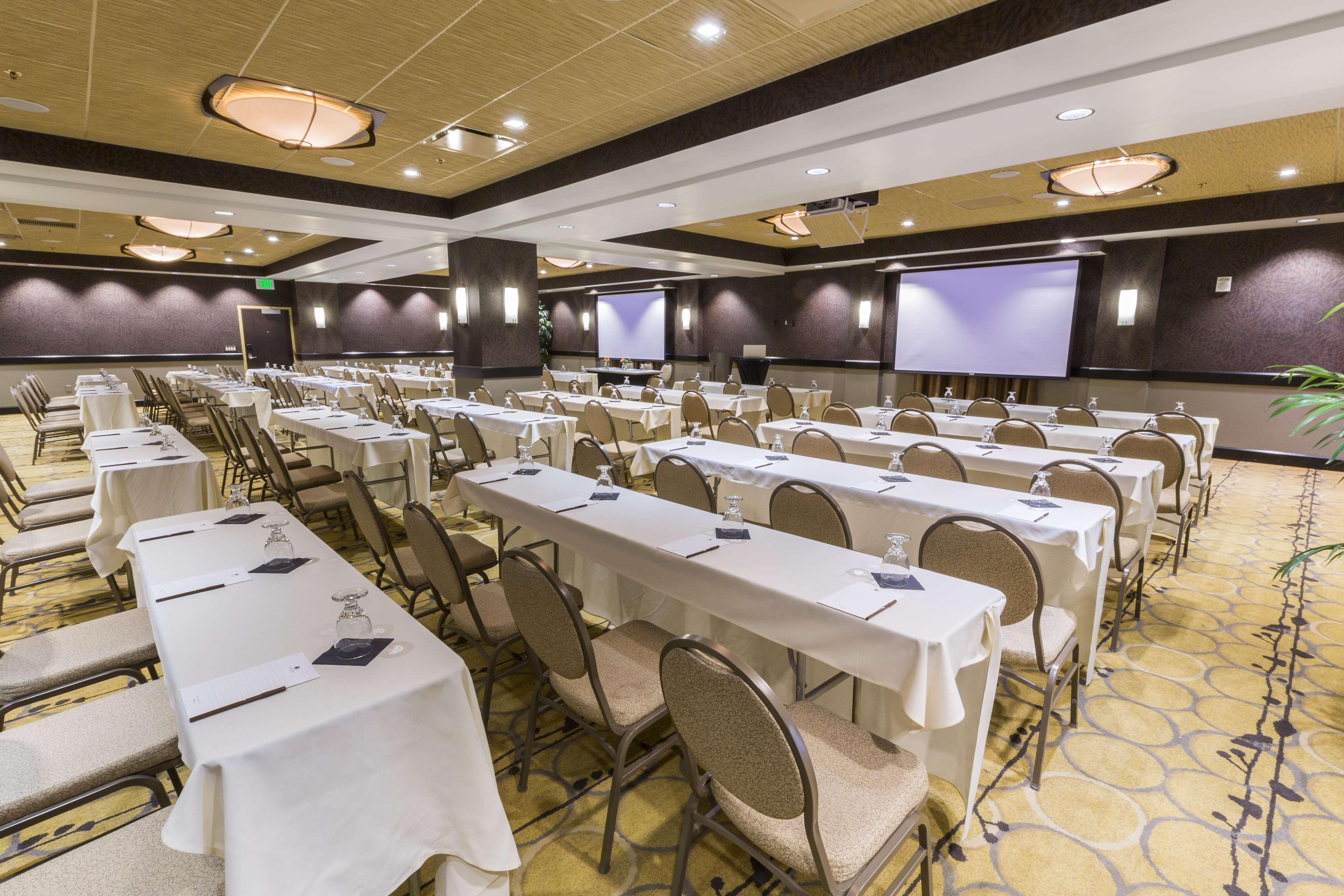 The Strathallan - A Doubletree By Hilton Rochester Luaran gambar